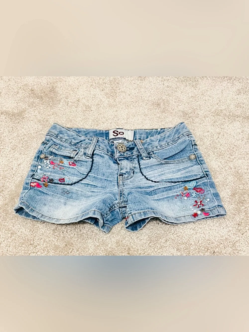 Girls' Light Blue Denim Shorts with Embroidered Hearts